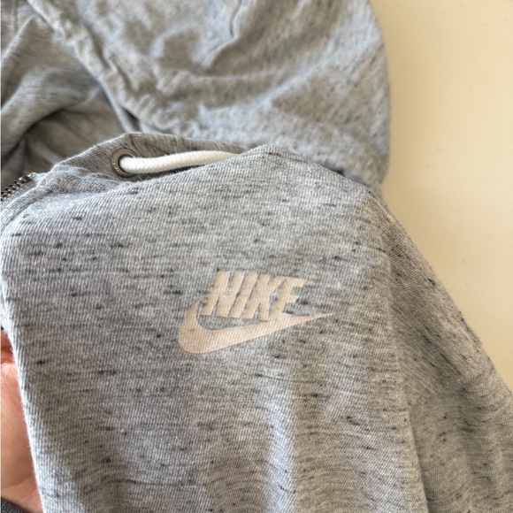 Nike Women's Gray Hoodie - Picture 5 of 11